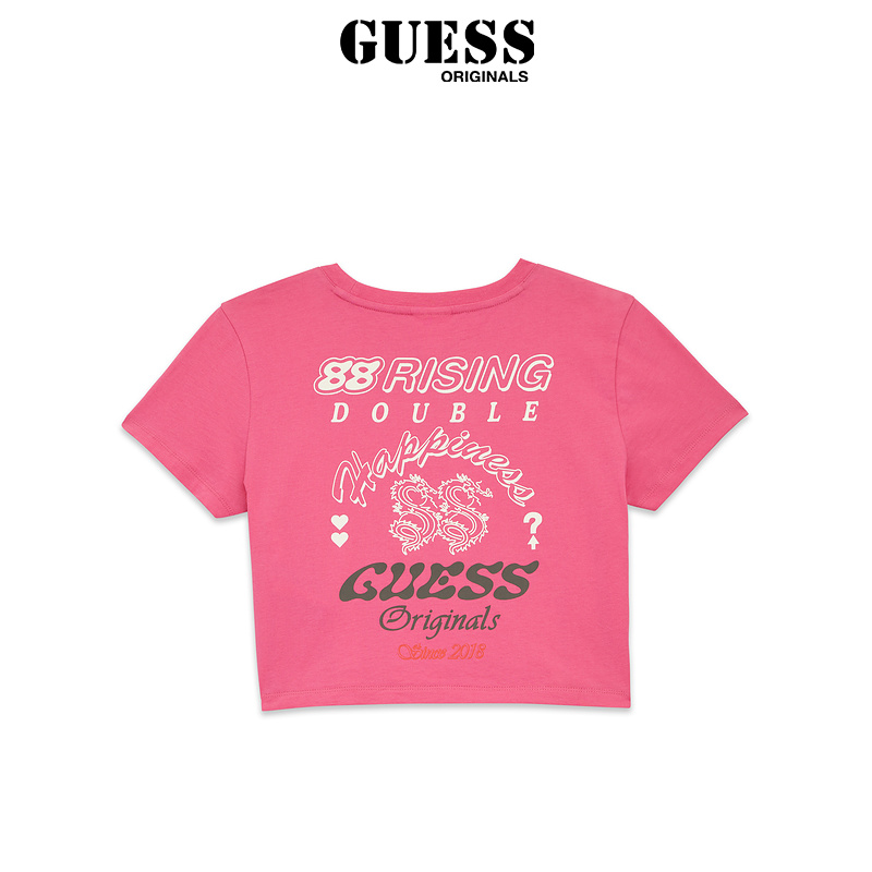 GUESS Originals x 88rising胶囊系列女短袖T恤-W3PI71K2Q40 - 图3