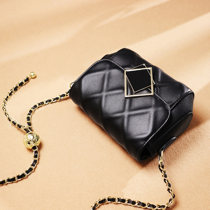 高级秋季2021新款时尚百搭斜挎包 都市鸟女士包袋