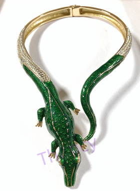 绿色立体夸张鳄鱼项圈手镯
