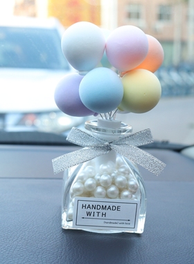 创意车载香水香薰汽车告白气球座式香水瓶持久淡香除异味车内摆件