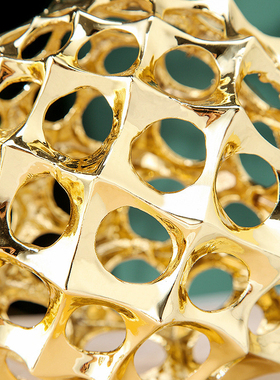 简美风样板间金色海胆客厅桌面