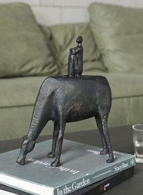 创意欧式售楼处桌面金属