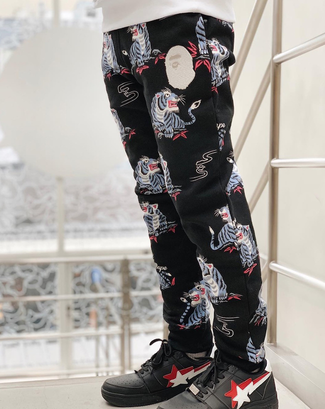 BAPE 裤子老虎图腾休闲运动裤 潮款男裤 日本代购 TIGER PATTERN