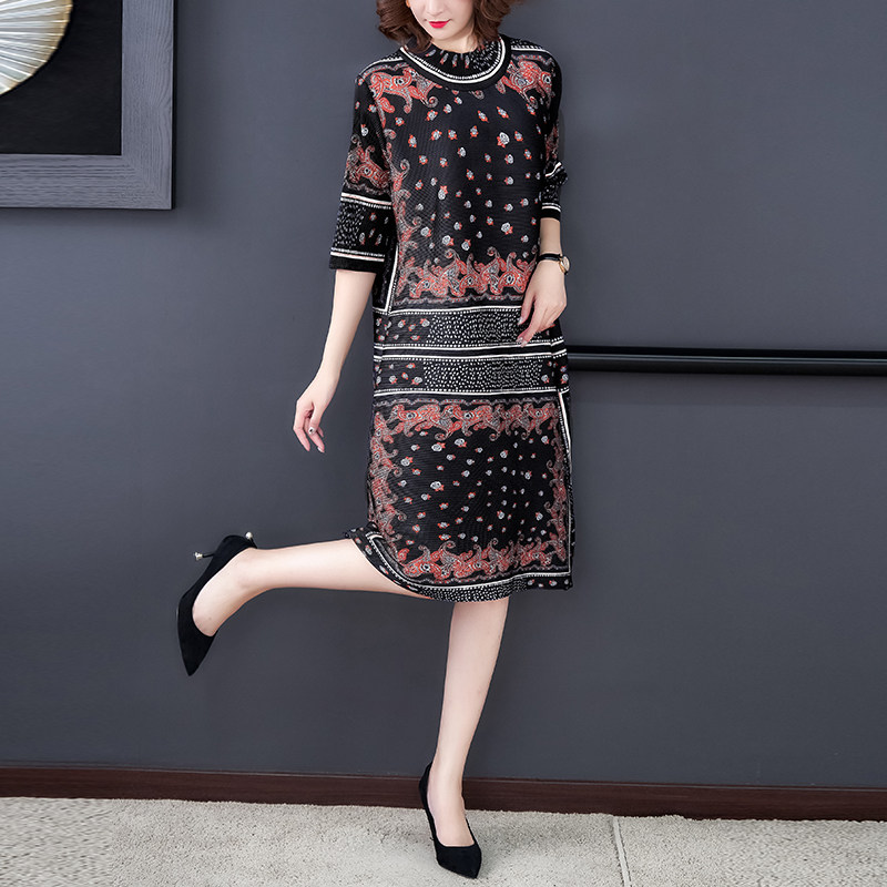 阔太太中老漂亮妈妈褶皱连衣裙春秋洋气贵夫人宽松大码显瘦印花裙,淘宝优惠券,粉丝福利购,淘宝优惠卷