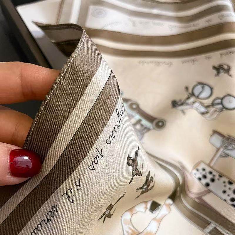 真丝方巾女秋冬季韩版百搭米色高级感桑蚕丝丝巾装饰领巾披肩围巾,淘宝优惠券,粉丝福利购,淘宝优惠卷