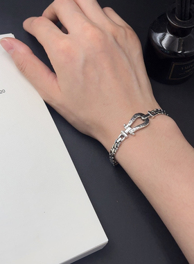 S925纯银马蹄肌理感手链女ins小众轻奢个性时尚高级感表带链手环