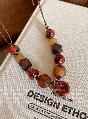 皮绳几何不规则吊坠项链女款国风琥珀色穿搭裙子毛衣链小众设计感