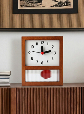 日式中古风钟表轻奢时钟创意客厅桌面台钟简约艺术装饰品2026新款