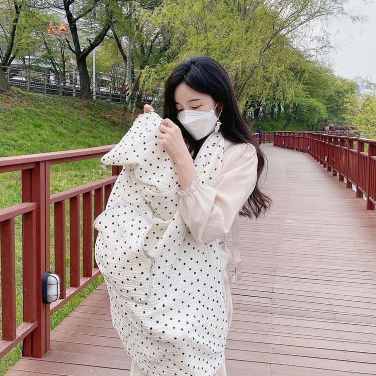 韩系ins防蚊防风斗篷婴儿抱毯披肩毯连帽宝宝全棉布披风秋冬盖毯 - 图1