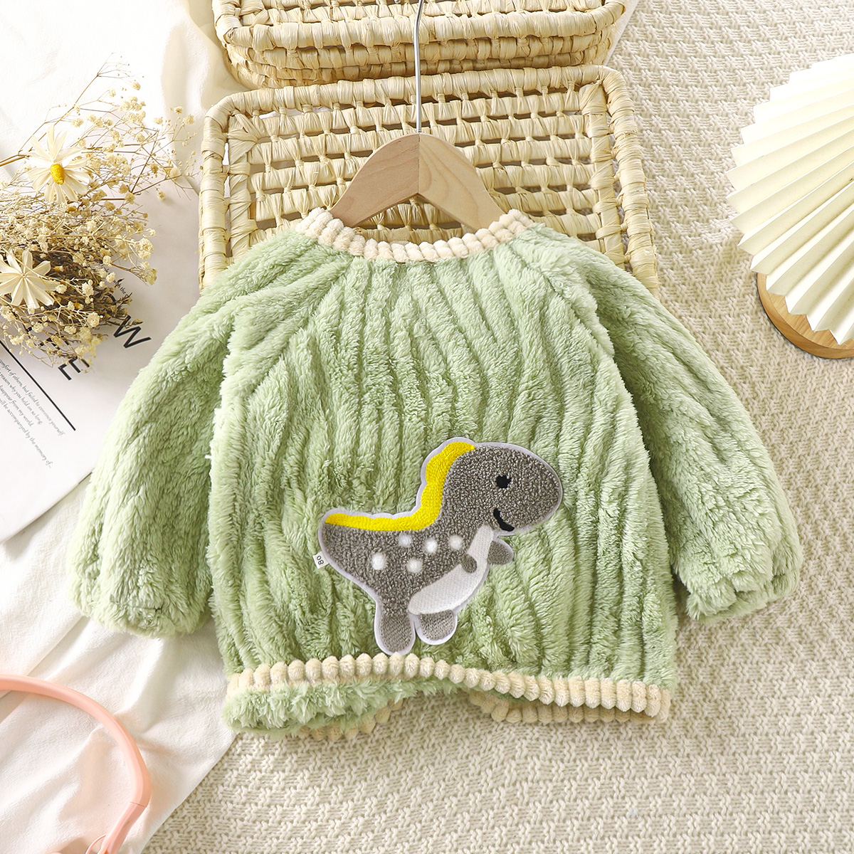 Baby and children's smock and eating bib