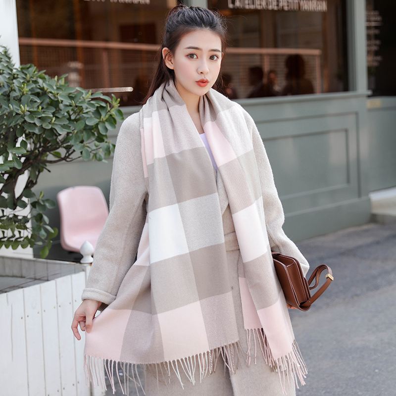 罗兰蒂旗舰店围巾女冬季韩版百搭格子仿羊绒披肩两用女学生长款保暖加厚围脖1