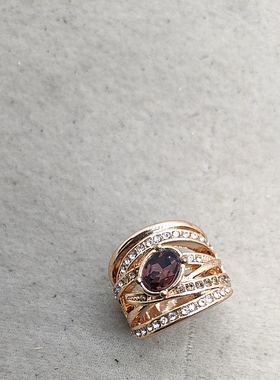 34满29元包邮  戒指镶嵌玻璃满钻戒指