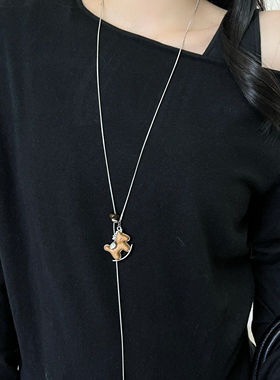 木质小马吊坠项链女2026新款秋冬长款毛衣链复古风本命年好运配饰