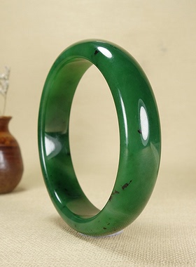 新疆正装和田玉碧玉手镯女士款