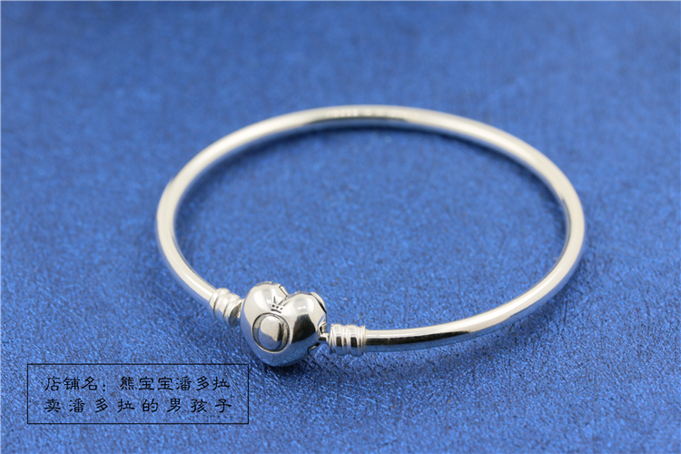 596268 银手镯 925 标志心形链扣 Moments 潘多拉 PANDDRA 现货 596268 银手镯 925 标志心形链扣 Moments 潘多拉 PANDDRA 现货