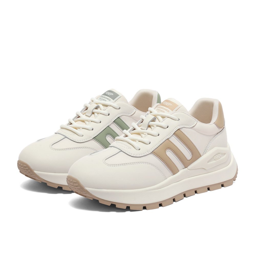  百丽时尚休闲鞋