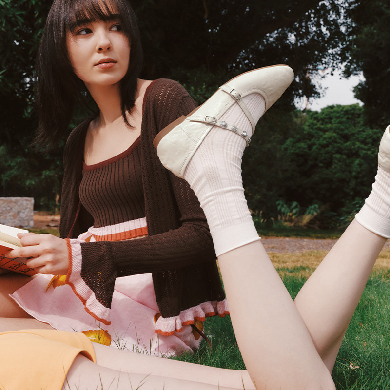 百丽复古羊皮红色玛丽珍鞋女2026春季新款平底浅口单鞋子F2B1DAQ6,淘宝优惠券,粉丝福利购,淘宝优惠卷