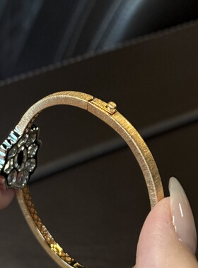 S925纯银 布契风镂空花朵手镯分色电镀大号拉丝工艺法式高级感玫