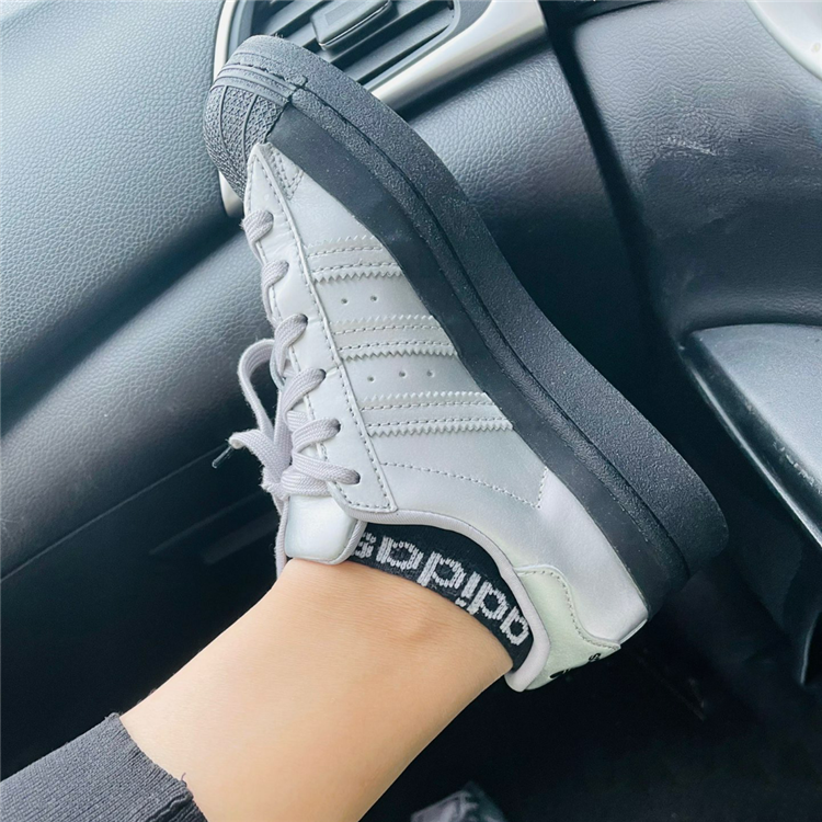 Adidas/三叶草Superstar女子银黑运动休闲贝壳头低帮板鞋FW3709-沪皖运动- 淘优券
