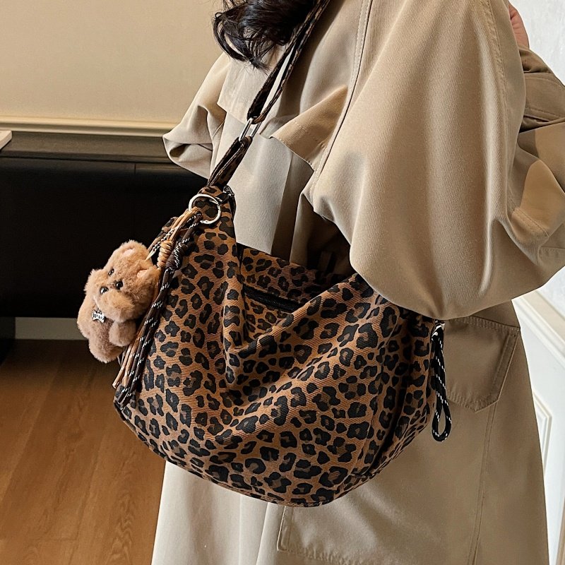 复古豹纹帆布包包女冬季大容量通勤腋下包小众百搭单肩斜挎饺子包,淘宝优惠券,粉丝福利购,淘宝优惠卷