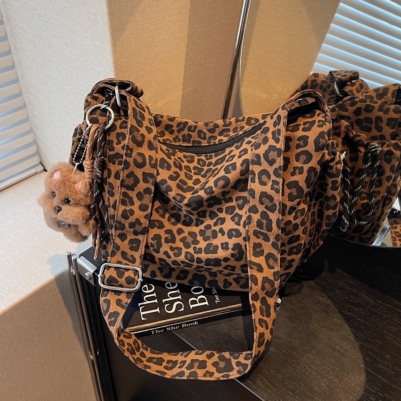 复古豹纹帆布包包女冬季大容量通勤腋下包小众百搭单肩斜挎饺子包,淘宝优惠券,粉丝福利购,淘宝优惠卷