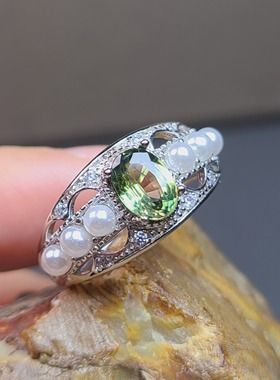 天然蓝宝石戒指 产地:澳大利亚 重量1克拉 ​3种色系 绿+黄+蓝