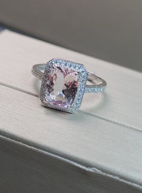 长方形摩根石戒指 复古款式 经典大方 ​尺寸7*9mm 肉眼全净 ​