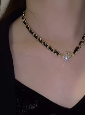 小香风磁吸项链小众轻奢毛衣