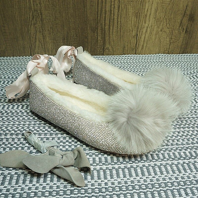 真皮羊毛一体豆豆鞋 女鞋 冬季新款毛球套脚懒人鞋  包子鞋5-4A,淘宝优惠券,粉丝福利购,淘宝优惠卷