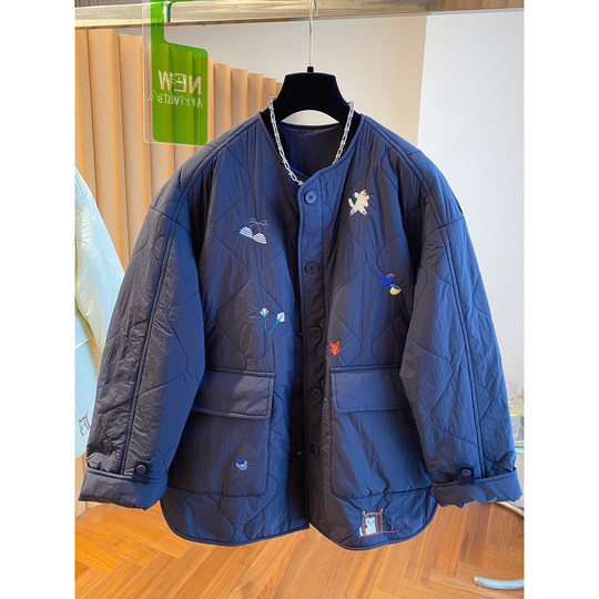 High-end collarless lightweight cotton coat for women 2025 new style loose temperament unique embroidery super good-looking quilted jacket winter