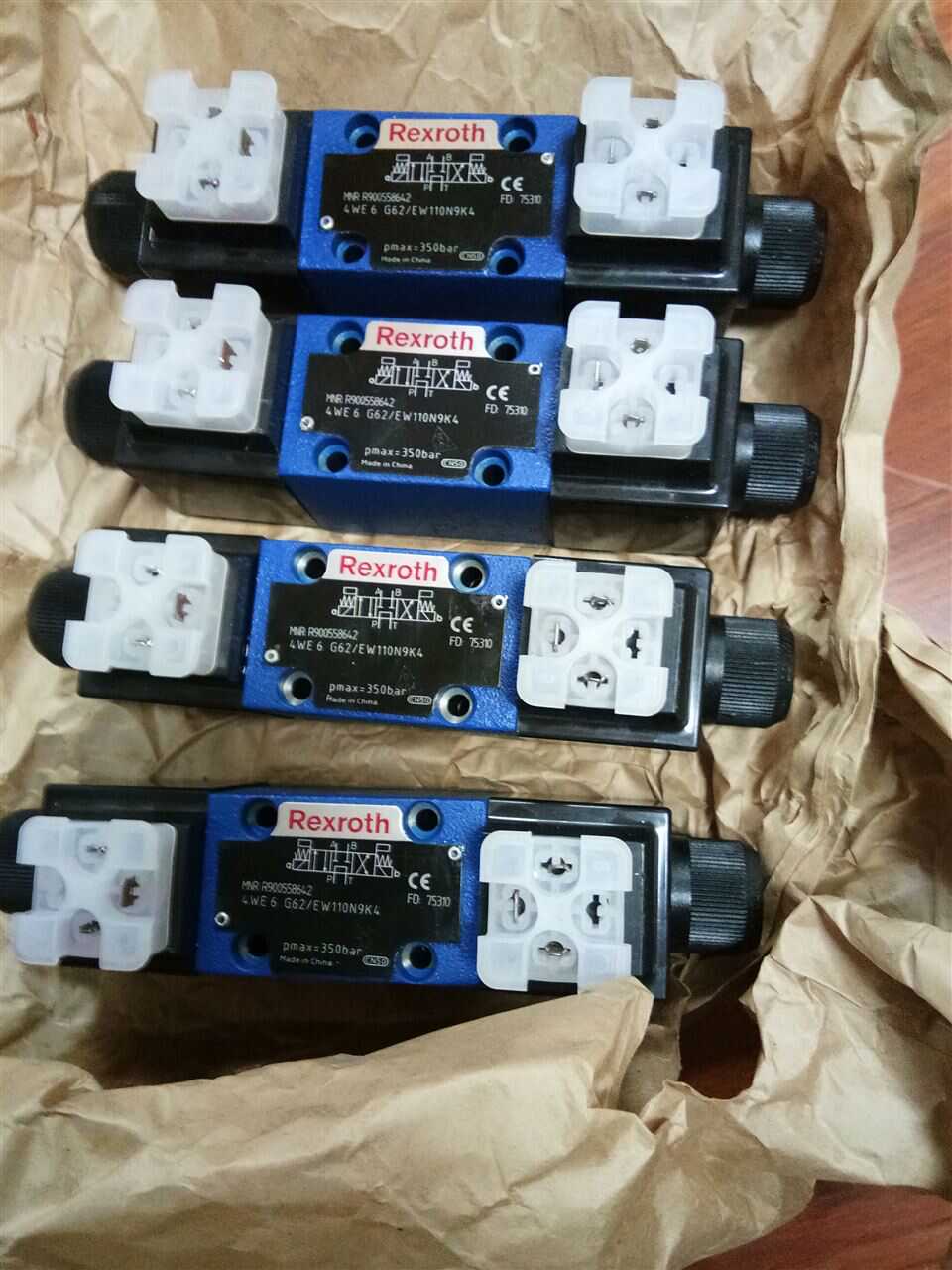 4WE10 U5X/HG24N9K4/M海天注塑机配Rexroth力士乐液压电磁换向阀 - 图3