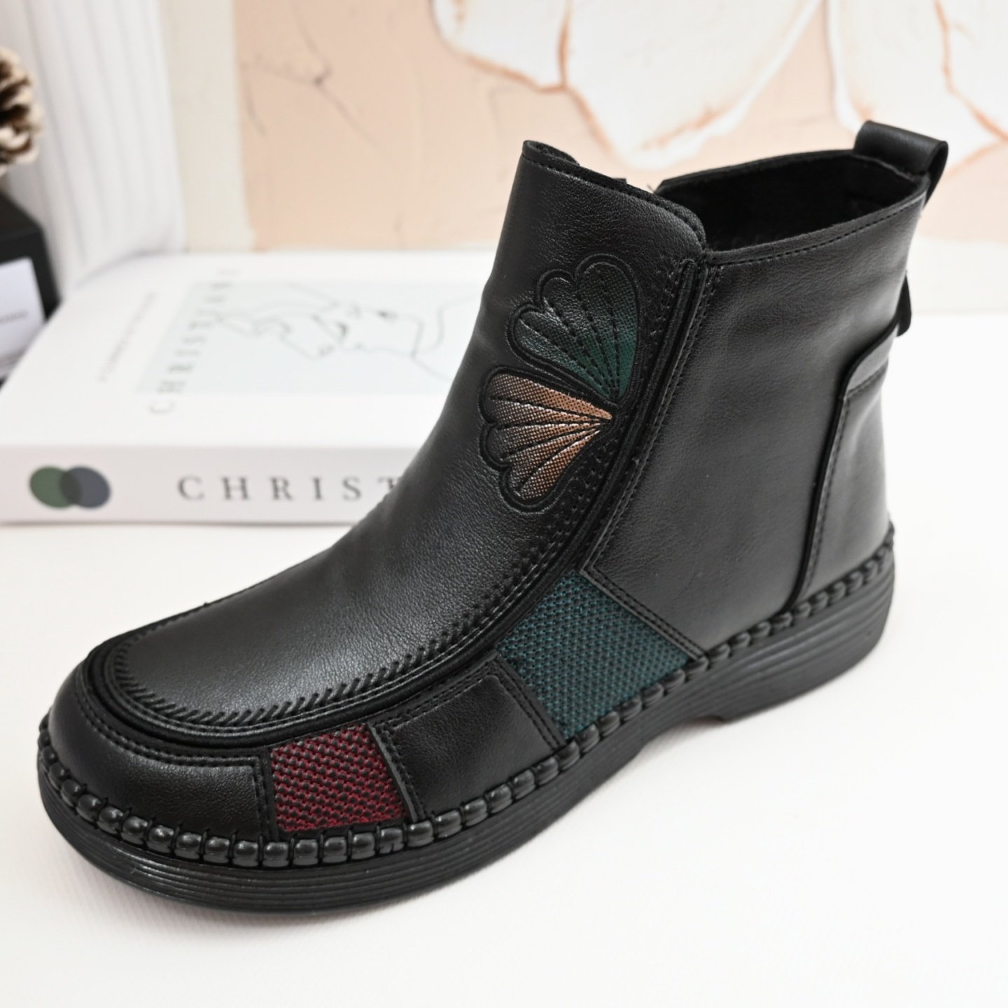 25老北京布鞋中老年妈妈鞋牛筋底软底面短靴秋冬季二棉鞋女士加绒,淘宝优惠券,粉丝福利购,淘宝优惠卷