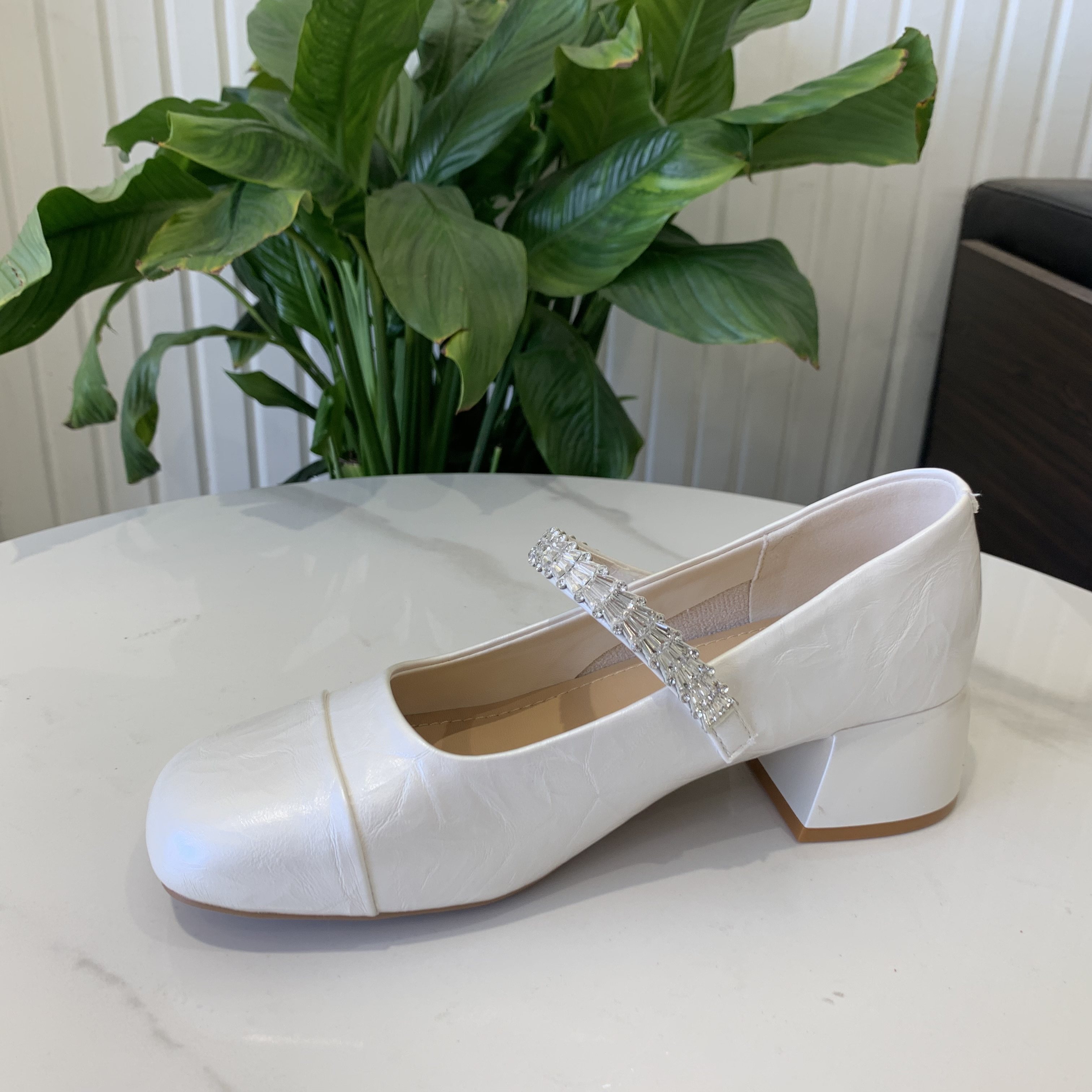 韩版粗跟玛丽珍鞋女2026春季新款气质小香风配裙子绝美水钻女单鞋,淘宝优惠券,粉丝福利购,淘宝优惠卷