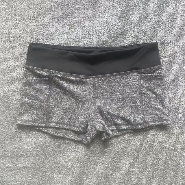 Douyin Internet celebrity pocket hip peach ກາງເກງກິລາແມ່ຍິງໄວແຫ້ງໄວແລ່ນກາງເກງຮ້ອນແອວສູງ