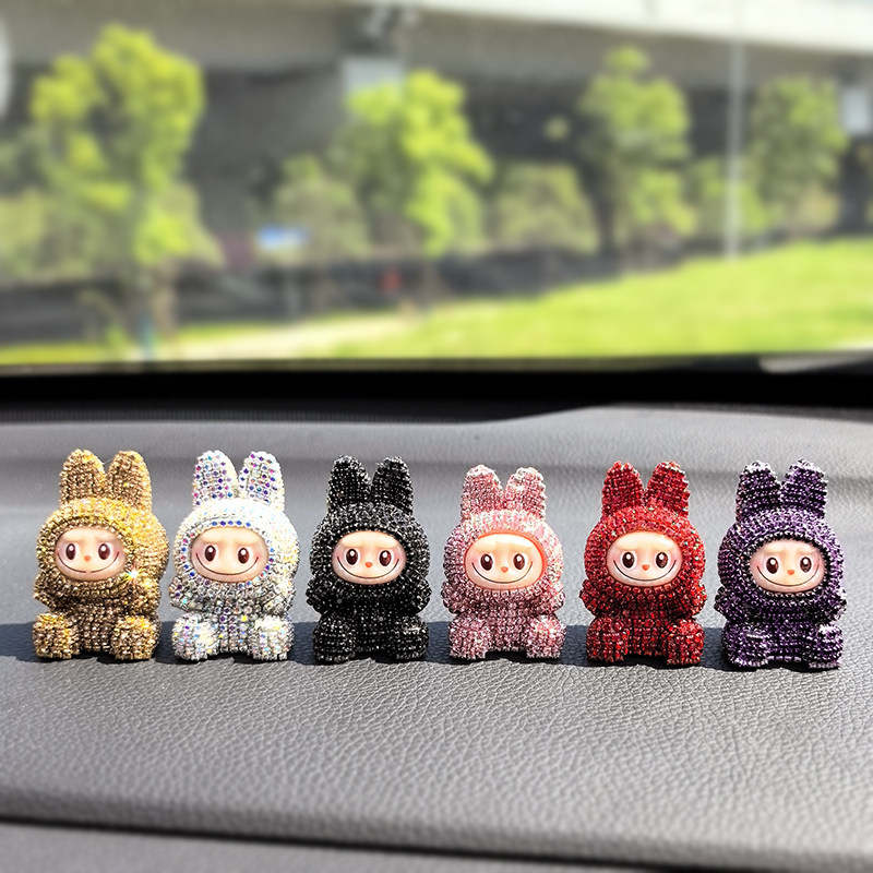 镶钻ins风坐姿labubu拉布汽车中控中控台摆件卡通车载显示屏饰品,淘宝优惠券,粉丝福利购,淘宝优惠卷
