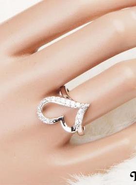 银色爱心镶钻石幸福戒指环满包邮