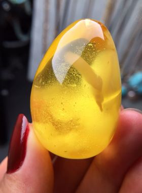 金绞白 金沙 琥珀 蜜蜡 鹌鹑蛋 吊坠 金光闪闪 23.68克 特色货
