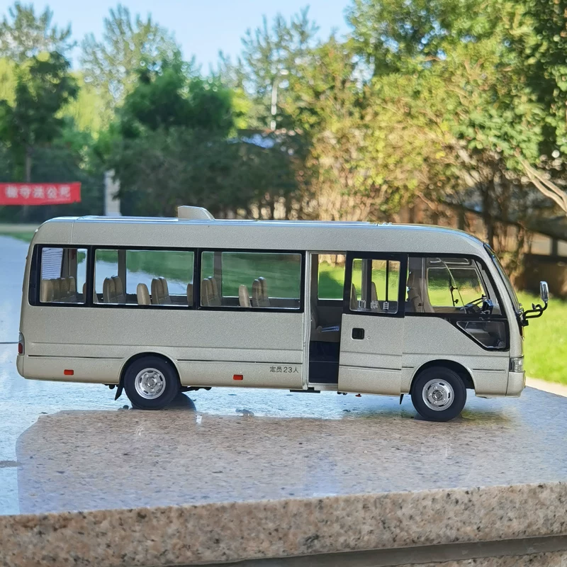 Оригинал 1:24 TOYOTA Coaster COASTER бизнес-автомобиль модель украшение