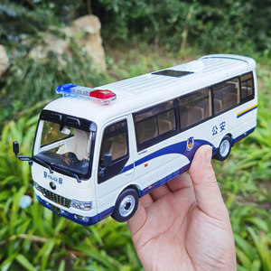 原厂 1:32 宇通客车T7 商务车 宇通考斯特警车公安版巴士模型车模