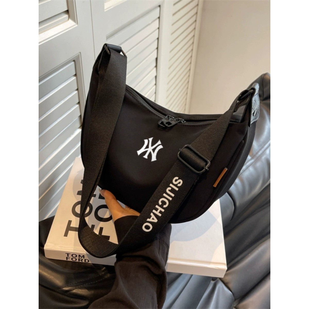 Yankees shoulder crossbody bag