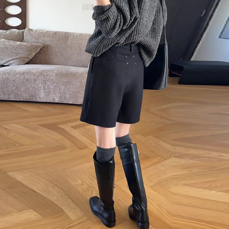 高级感黑色毛呢短裤女秋冬2025新款大码胖mm高腰显瘦洋气百搭裤子,淘宝优惠券,粉丝福利购,淘宝优惠卷