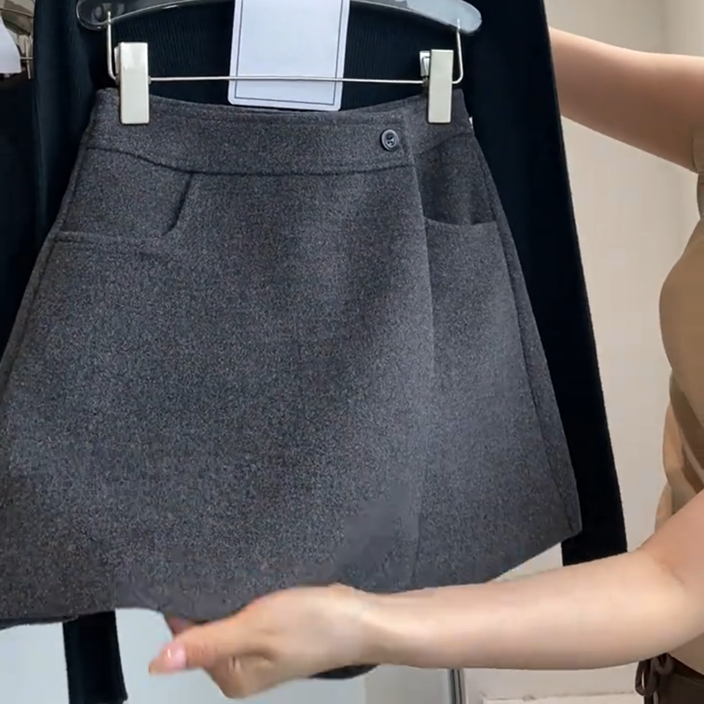 胖mm秋冬加厚毛呢半身裙高腰显瘦不规则斜边呢子a字裙口袋短裤裙,淘宝优惠券,粉丝福利购,淘宝优惠卷