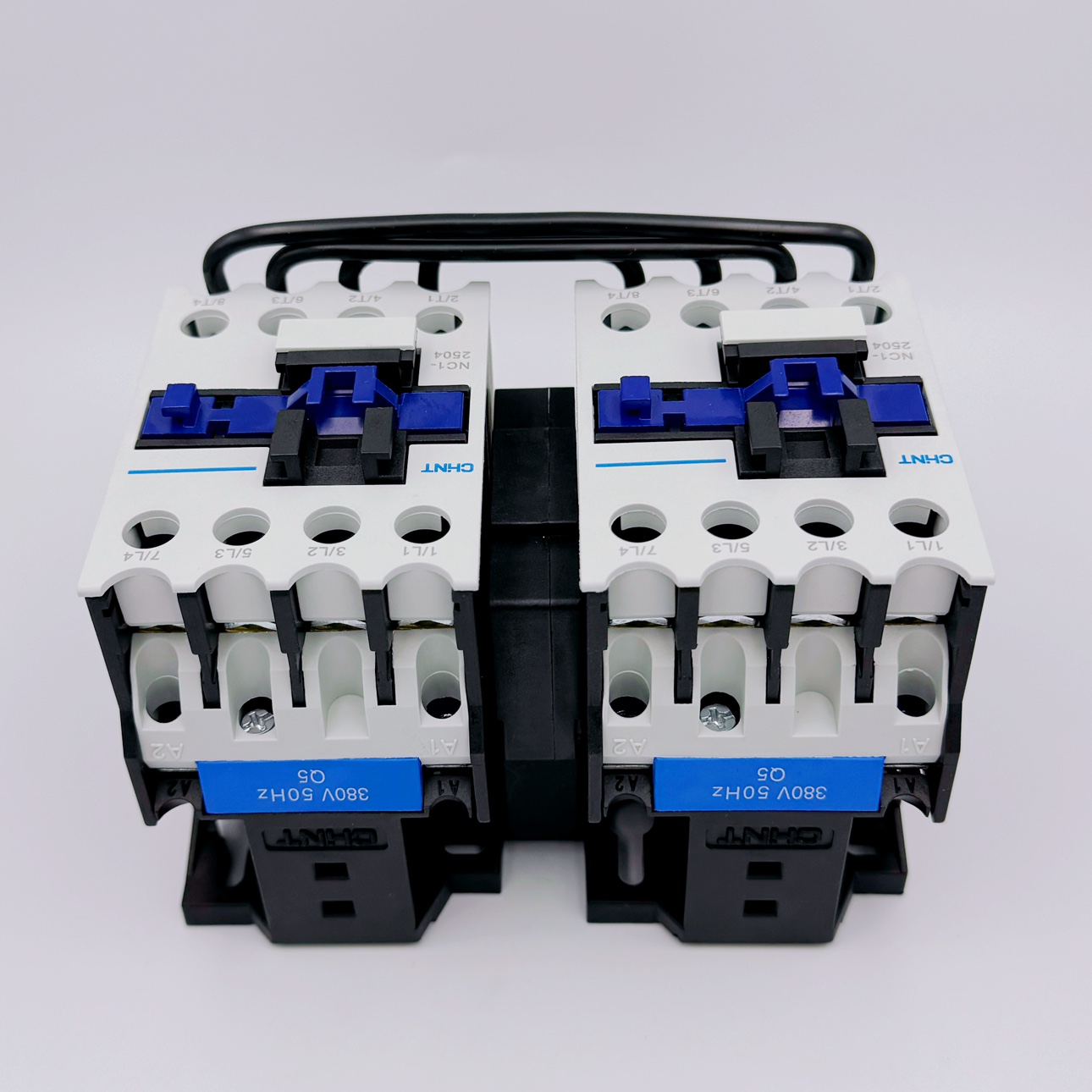 正泰发电机四相四级互锁机械连锁可逆交流接触器NC1-0904N 6504N - 图0