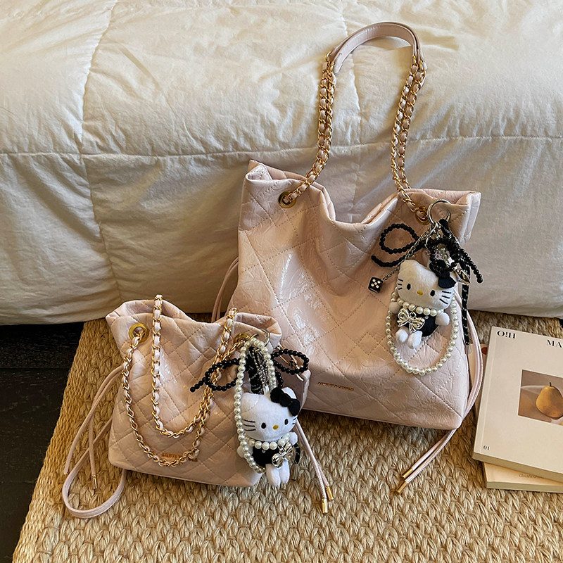 艾米兔女包2026新款百搭通勤大容量韩版时尚潮流流行单肩托特包,淘宝优惠券,粉丝福利购,淘宝优惠卷