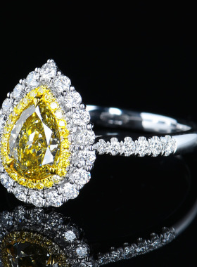 欧美高端珠宝女士简约甜美水滴形硞石镶钻黄钻分色镀金戒指钻戒