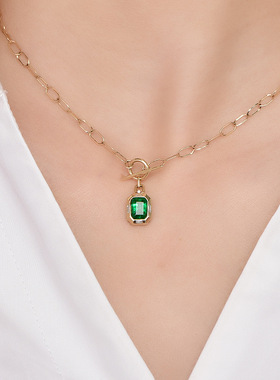 出口欧美女士仿祖母绿宝石方形吊坠镀金项链公主风绿色方钻锁骨链