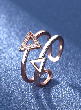 韩版时尚几何三角形硞石玫瑰金戒指少女简约甜美气质订婚求婚戒指