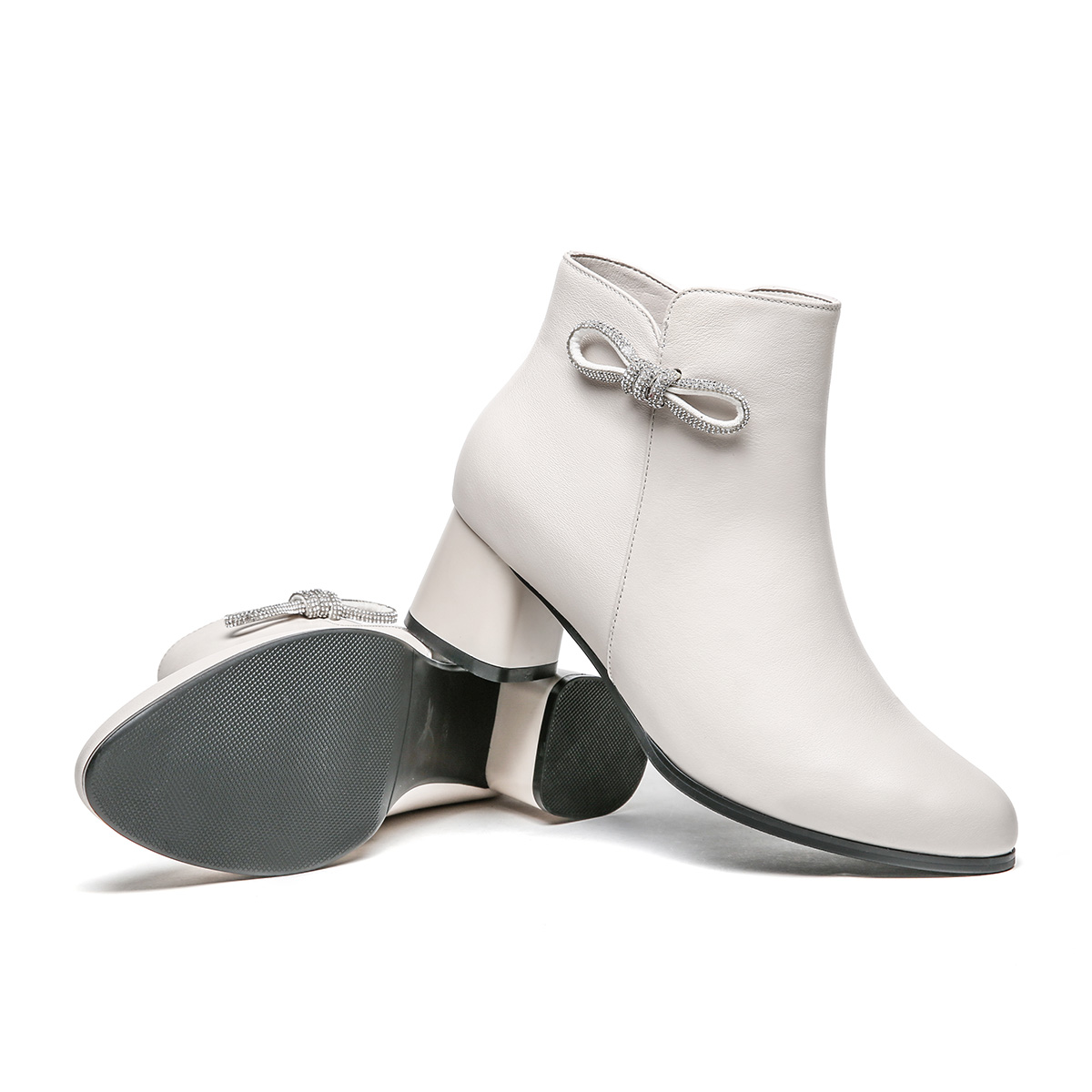 红蜻蜓女鞋官方旗舰店红蜻蜓短靴女秋冬新款复古英伦靴子粗跟真皮高跟时蝴蝶装靴女1