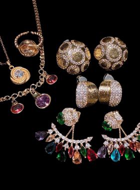 珠宝 莫比乌斯拉丝玫瑰花镶钻戒指 镀18K金 漩涡花朵锆石项链套装