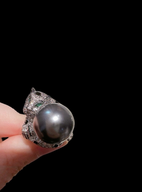 古巴比伦猎豹珍珠戒指 大溪地 钢琴黑海水贝珠花朵锆石戒指 项链